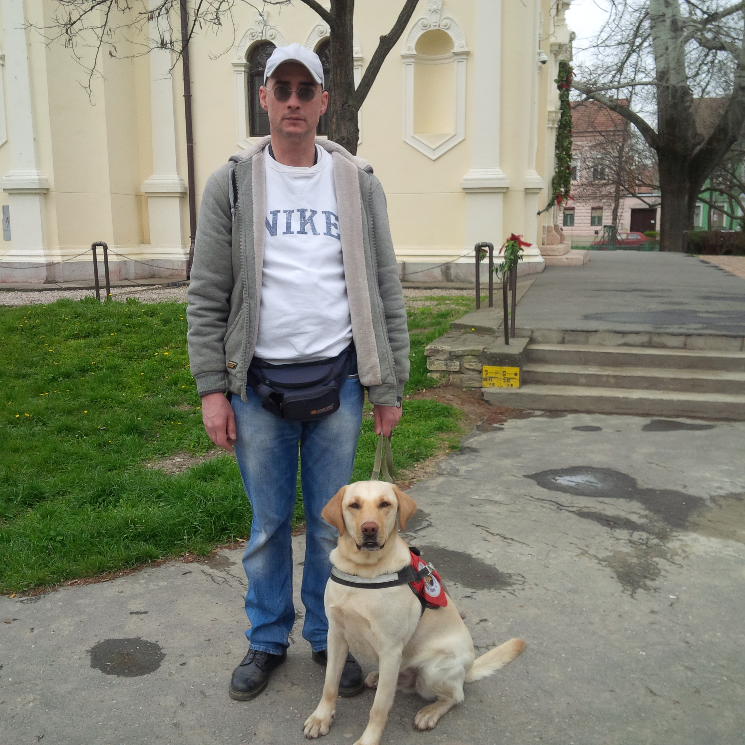 Self-confident with a guide dog