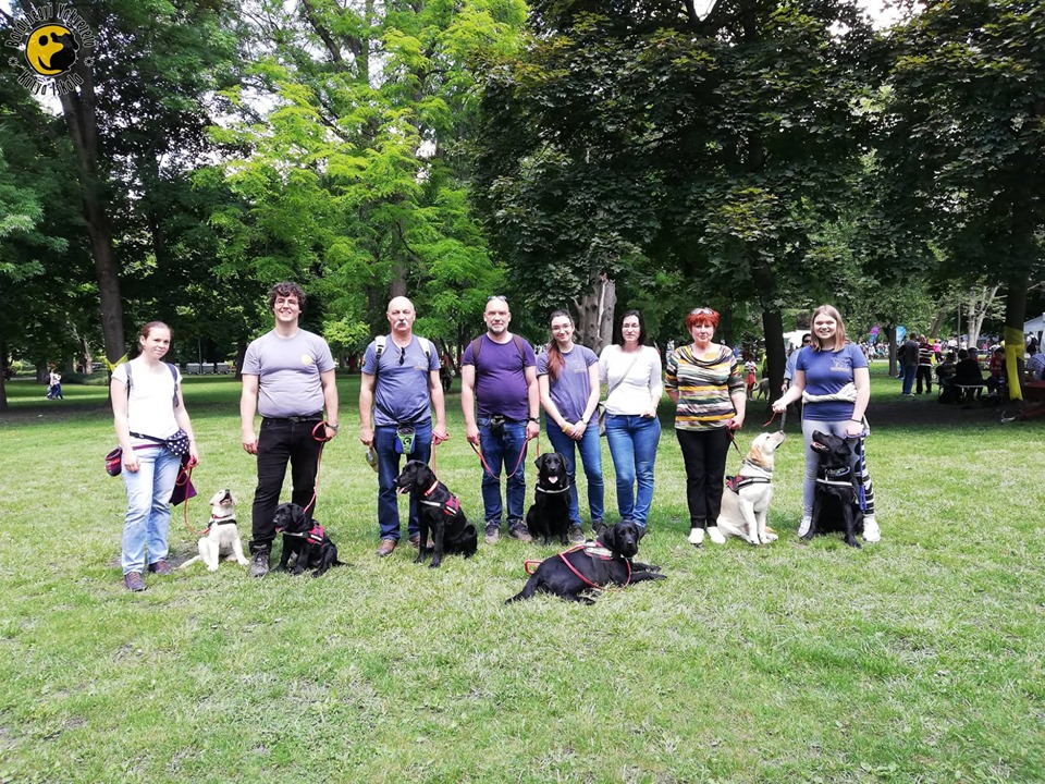 Vakvezető tanulóink is megünnepelték a gyereknapot