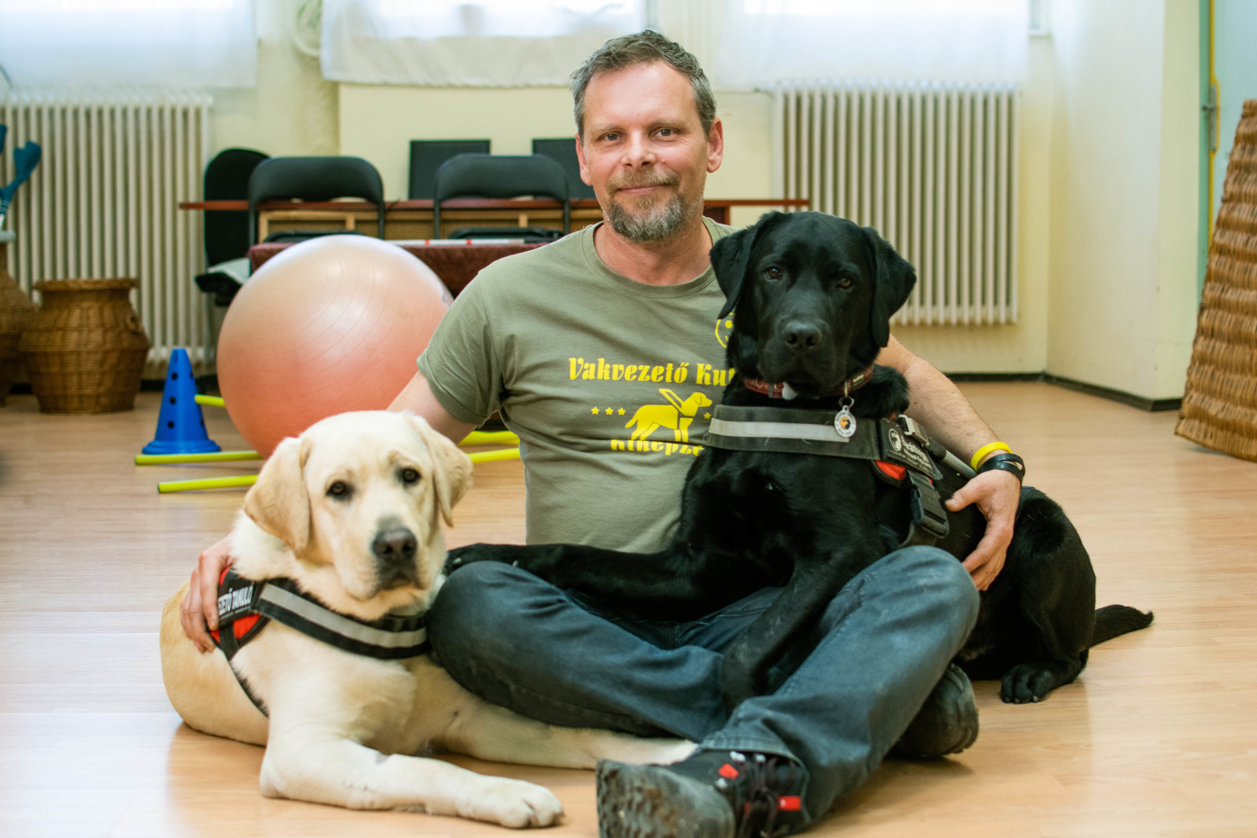 Márvány Goes to College