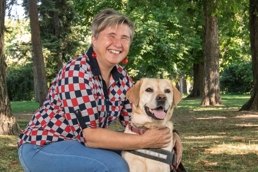 Kiemelkedő adó 1% támogatást kaptak a vakvezető kutyák